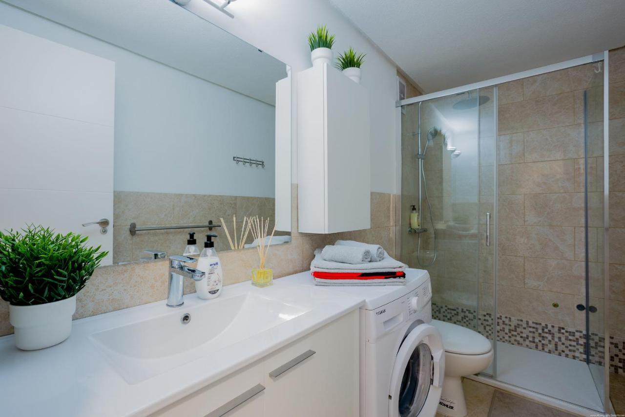 Bright & Stylish Apartment In Chipeque, Los Cristianos Arona  Eksteriør billede